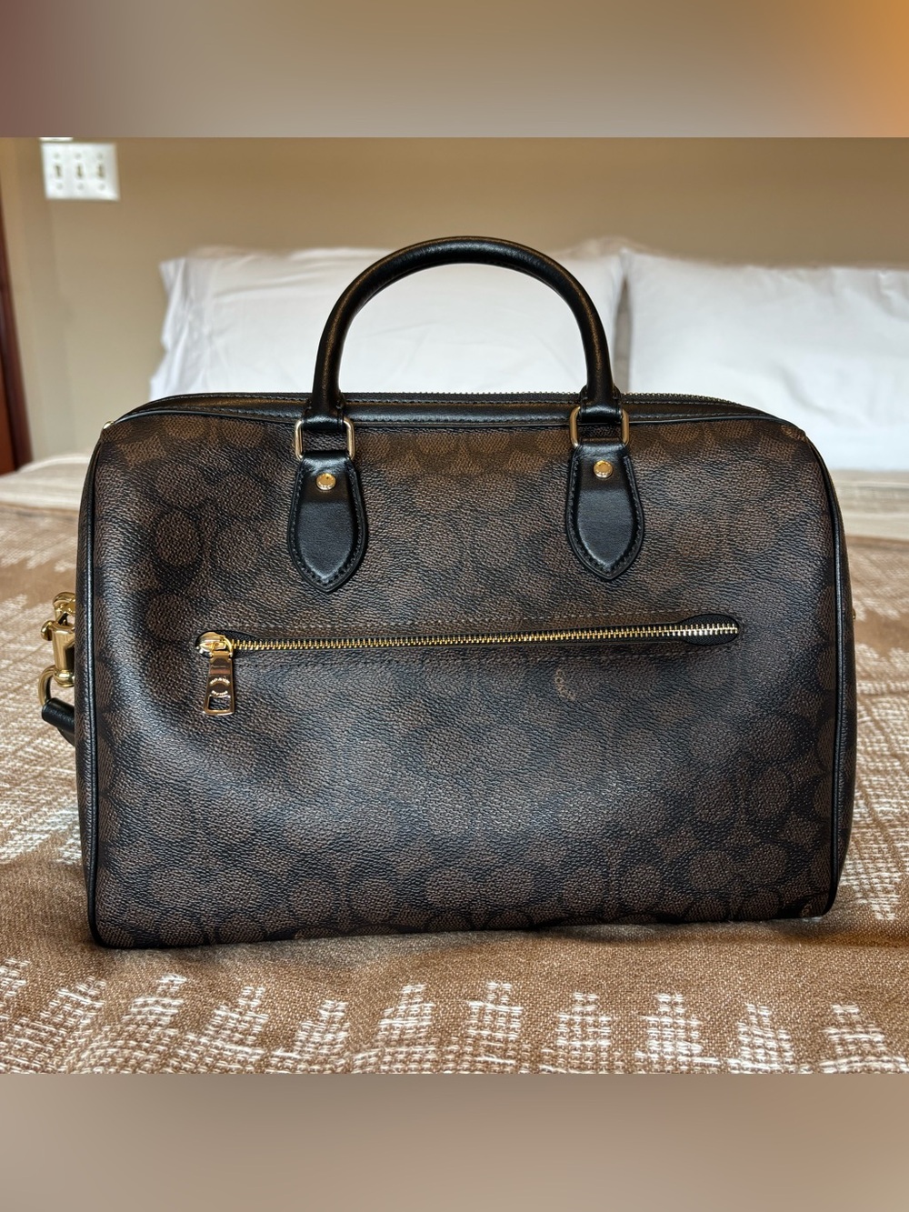 Coach Outlet Large Rowan in Maple Signature - Picture 3 of 6